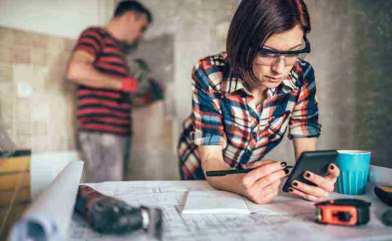 A collection of popular tradesman-finding apps and websites displayed on a digital device.