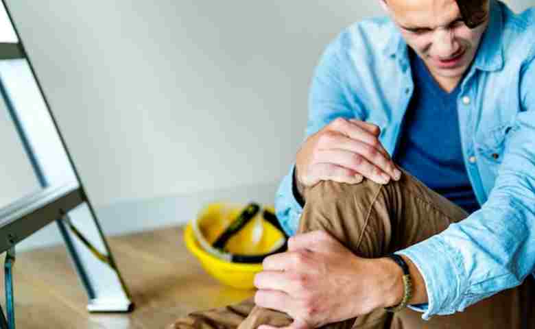Navigating Workplace Hazards How a Personal Injury Attorney Can Help You After a Jobsite Accident