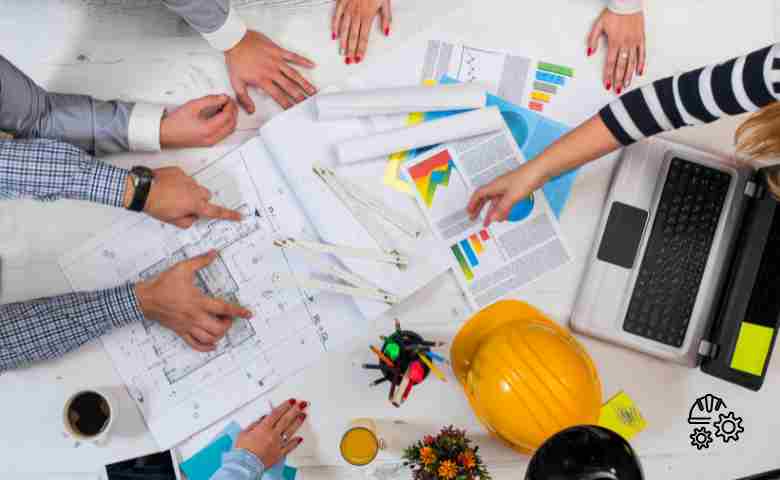 Key Benefits of Enrolling in a Construction Licensing School