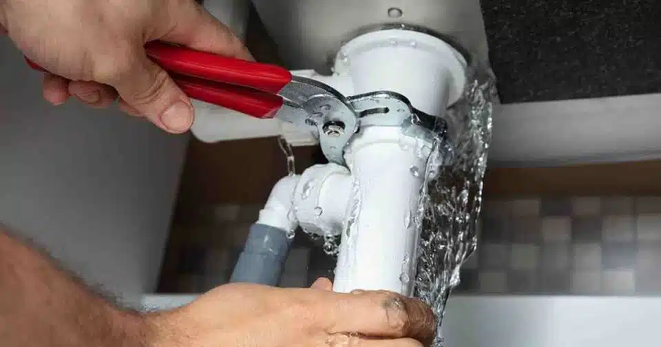 Signs your plumbing system needs urgent repair